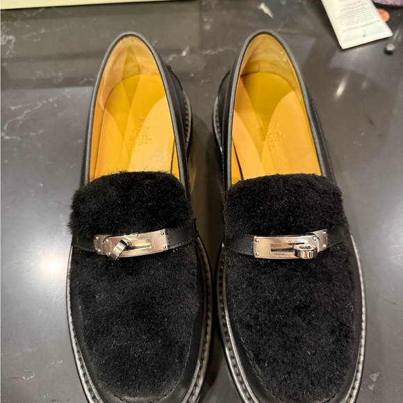 Hermes icone calfskin “Kelly” loafers with fur size 7